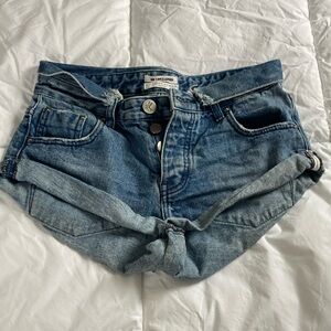 Jean shorts super cute on